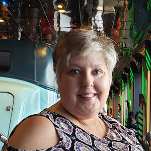 Meet your Posher, Renee